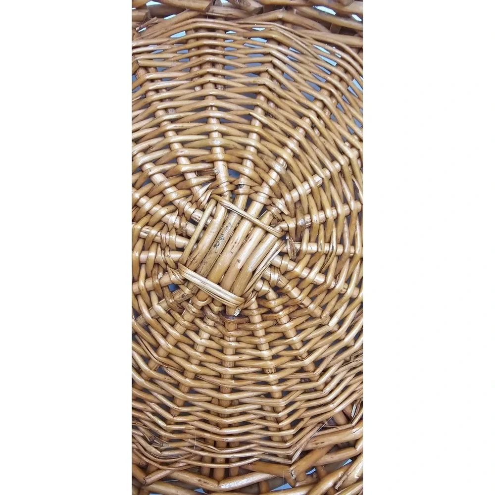 The Unbranded Brand sturdy woven
